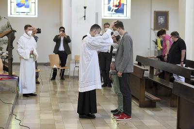 Religion: German Priests Defy Vactican, Bless Same-Sex Couples