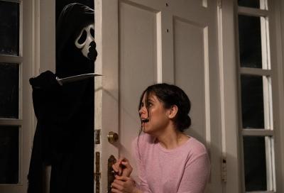 Sidney and Ghostface return for a fifth Scream