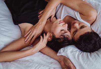 Pandemic protocols for the bedroom: How to navigate sex with COVID safety in mind