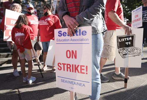 Seattle schoolteachers on strike
