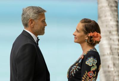 Ticket to Paradise is an enjoyably forgettable showcase for Clooney and Roberts