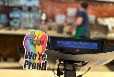 Starbucks bans Pride decorations: Company says "no change to any policy"