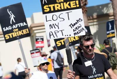 Writers' strike reaches third month with no agreement