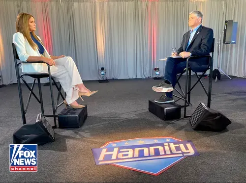 Caitlyn Jenner Cozying up to Right Wing: Accused of Throwing Trans Community under the Bus