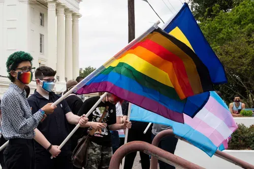 Alabama anti-Trans Bill Dies when Legislatures Adjourns