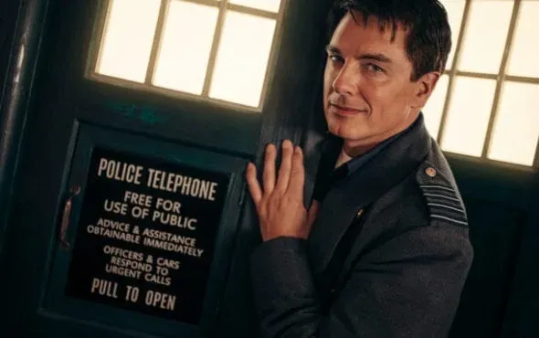 John Barrowman – Photo by James Pardon BBCA