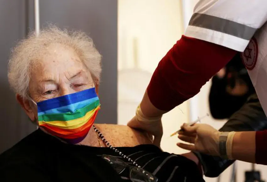 Photo by Ronen Zvulun / Reuters