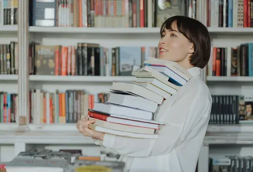 Readers gift guide 2021: Books of all stripes