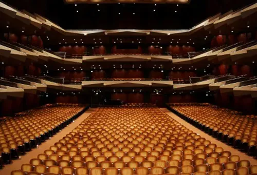 Seattles performing arts companies consider closing amid Omicron outbreaks