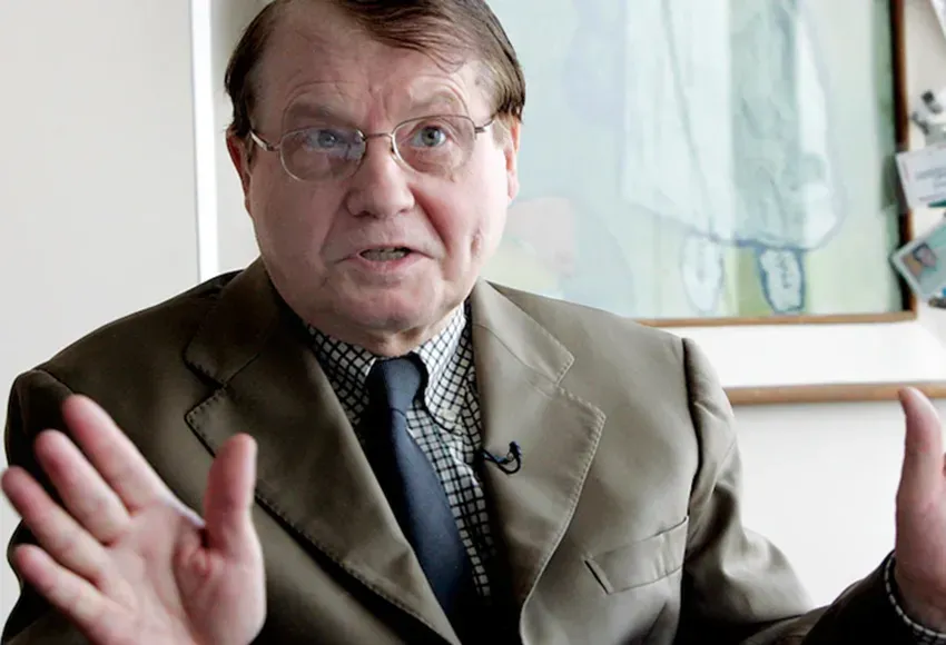 Luc Montagnier – Photo by Jacques Brinon / AP