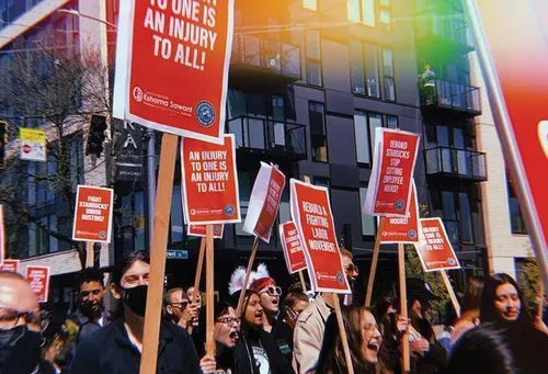 Hundreds rally on Capitol Hill for Starbucks workers: More stores file for unionization, company strikes back