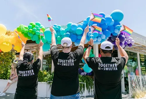 Shake Shack settles suit with Trans employee