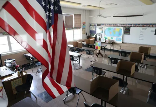 Kennewick school board Pride flag policy gets failing grade