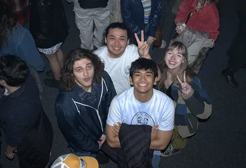 LA vibes with bands Wallice and Jawny at Neumos