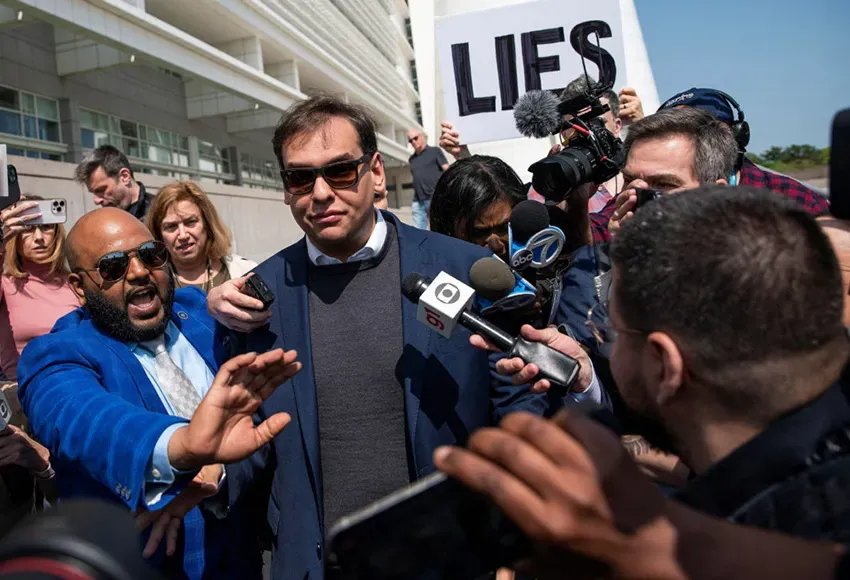 Photo by Eduardo Munoz / Reuters