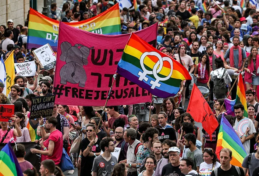 Marchers at the Jerusalem Pride Parade on June 1, 2023 – Photo by Ahmad Gharabli / AFP