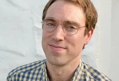 From Leg to page: Greg Marshall explores family, disability, and queerness in breathtaking debut memoir 