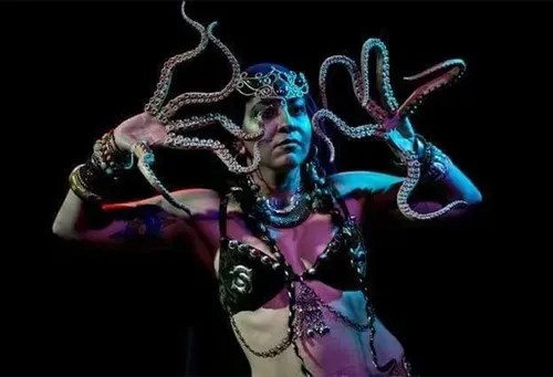 Sometimes you just want to be an artist: On the Edge brings Latinx performance art to Seattle