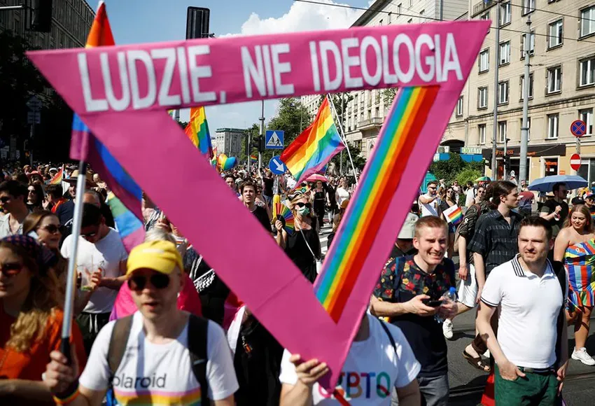 Photo by Kacper Pempel / Reuters