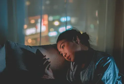 Ask Izzy: Five ways to connect when you are feeling lonely