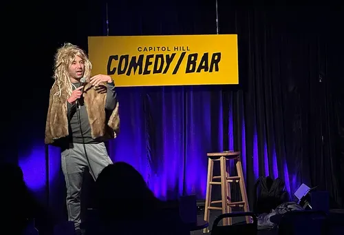 Local producers bring Queers to the Front of Seattles underground comedy scene