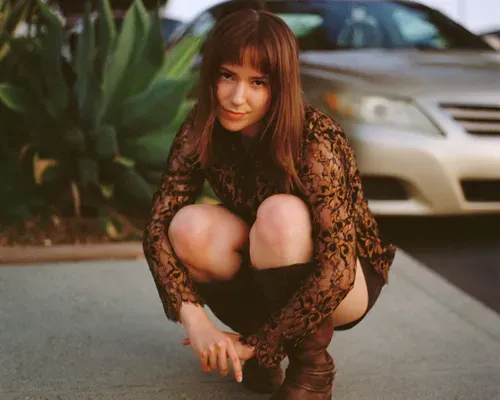 Jordana delivers indie ballads about the Queer experience in her new album, Lively Premonition