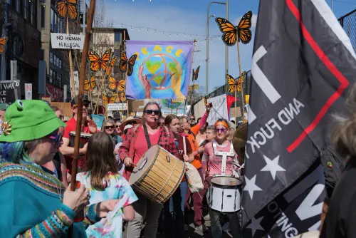 Seattle shows up enmasse for third No Kings protest