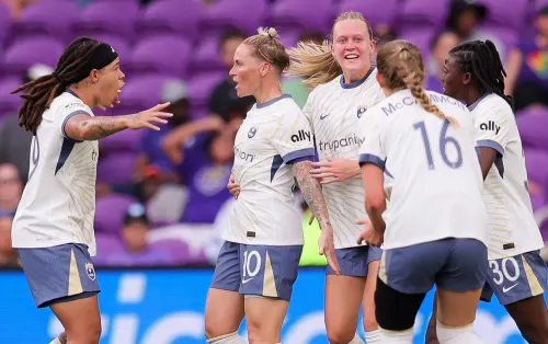 Reign FC’s Jess Fishlock announces decision to retire