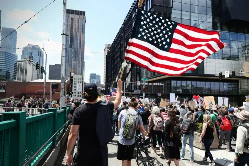 Seattle’s 50,000 No Kings attendance sparks outrage and demand for help as migrants and families are detained while nationwide political threats grow