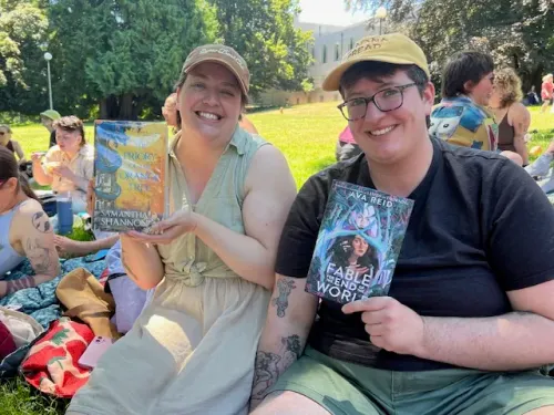 Queer Silent Book Club hosts “Gays Reading in the Park” in Volunteer Park